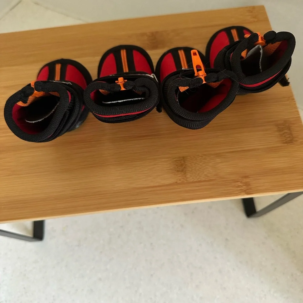 KONG Neoprene Dog Boots - Red & Black. Set of 4. Size Small.